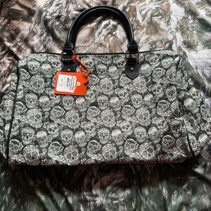 Chic Skull Pattern Women's Travel Bag - Black & Gray